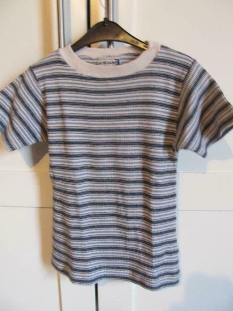 4 T-shirts Maat 116 korte mouw, Enlèvement ou Envoi, Utilisé, Garçon, Chemise ou À manches longues