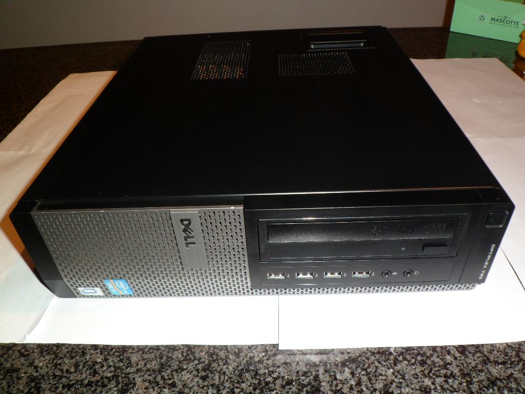 DELL OPTIPLEX 790 Desktop PC,I5 CPU@3.30GHz, 2GB RAM@1333MHz, Computers en Software, HDD, Ophalen of Verzenden, Zo goed als nieuw