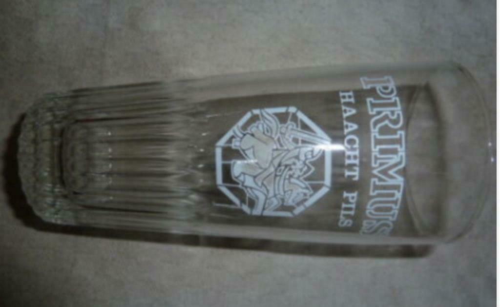 #B bier glas PRIMUS HAACHT PILS " ribbelglas met wit logo ", Collections, Verres & Petits Verres, Neuf, Verre à bière, Enlèvement ou Envoi