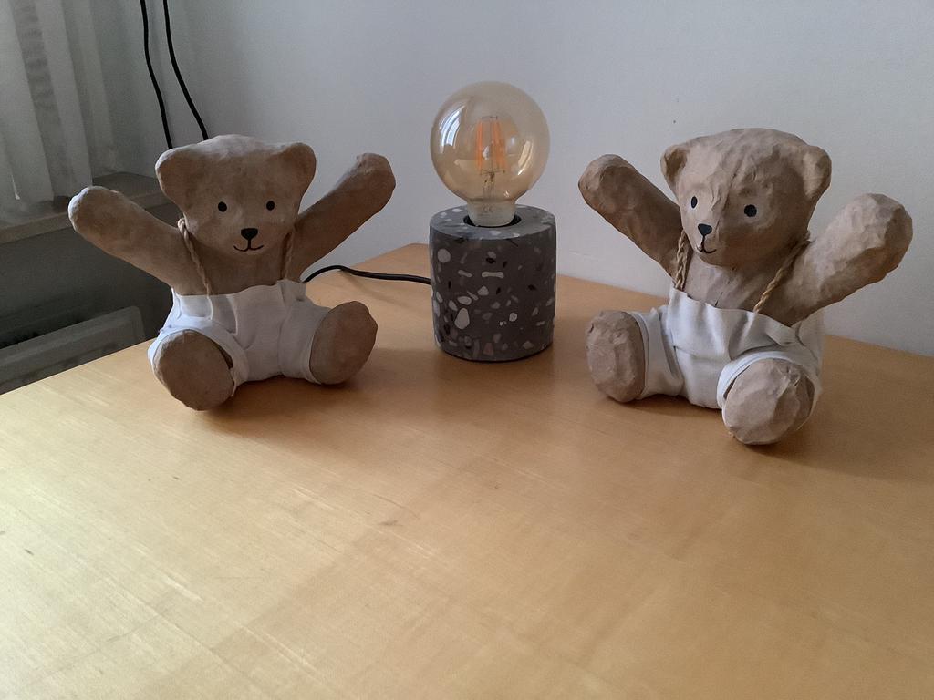 Handgemaakte beertjes papier marsche H 18 cm, Ophalen of Verzenden, Zo goed als nieuw, Overige typen, Overige merken