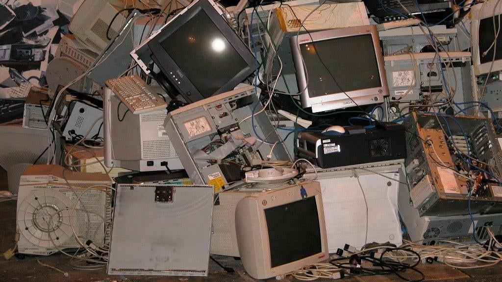 GRATIS oude IT onderdelen gezocht!, Ophalen of Verzenden