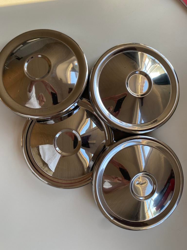 Triumph Spitfire MK1,2,3 Triumph Herald Wheel cabs, Ophalen, Zo goed als nieuw