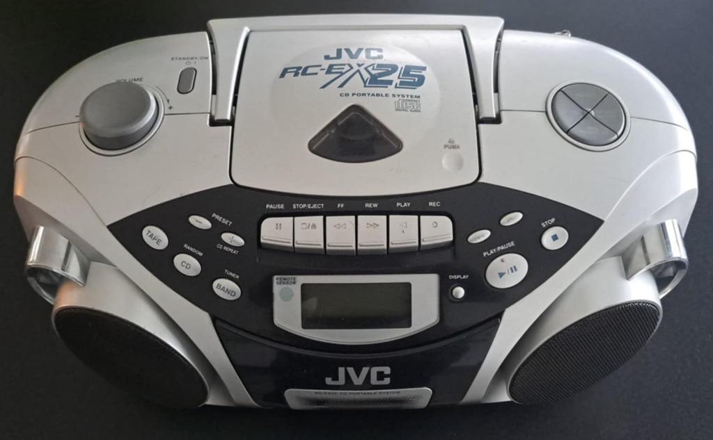 JVC RCE-X25 draagbare radio / cd- & cassettespeler, Ophalen of Verzenden, Gebruikt, JVC, Draagbaar