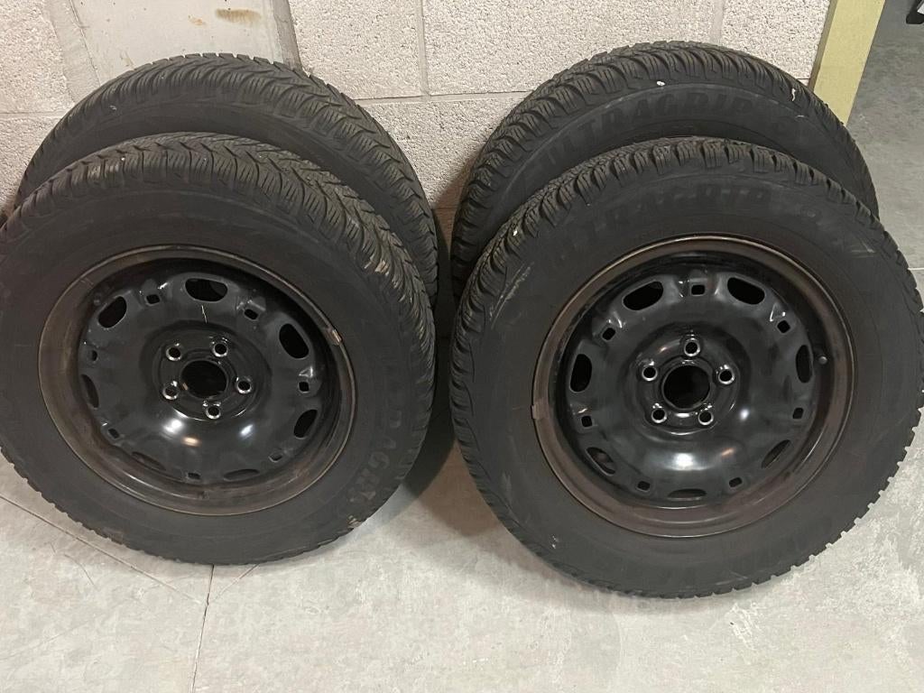4 PNEUS HIVER DIM 175/70 R14 SUR JANTES TOLE, Autos : Pièces & Accessoires, Pneus & Jantes, Enlèvement, Pneus hiver, Pneu(s)