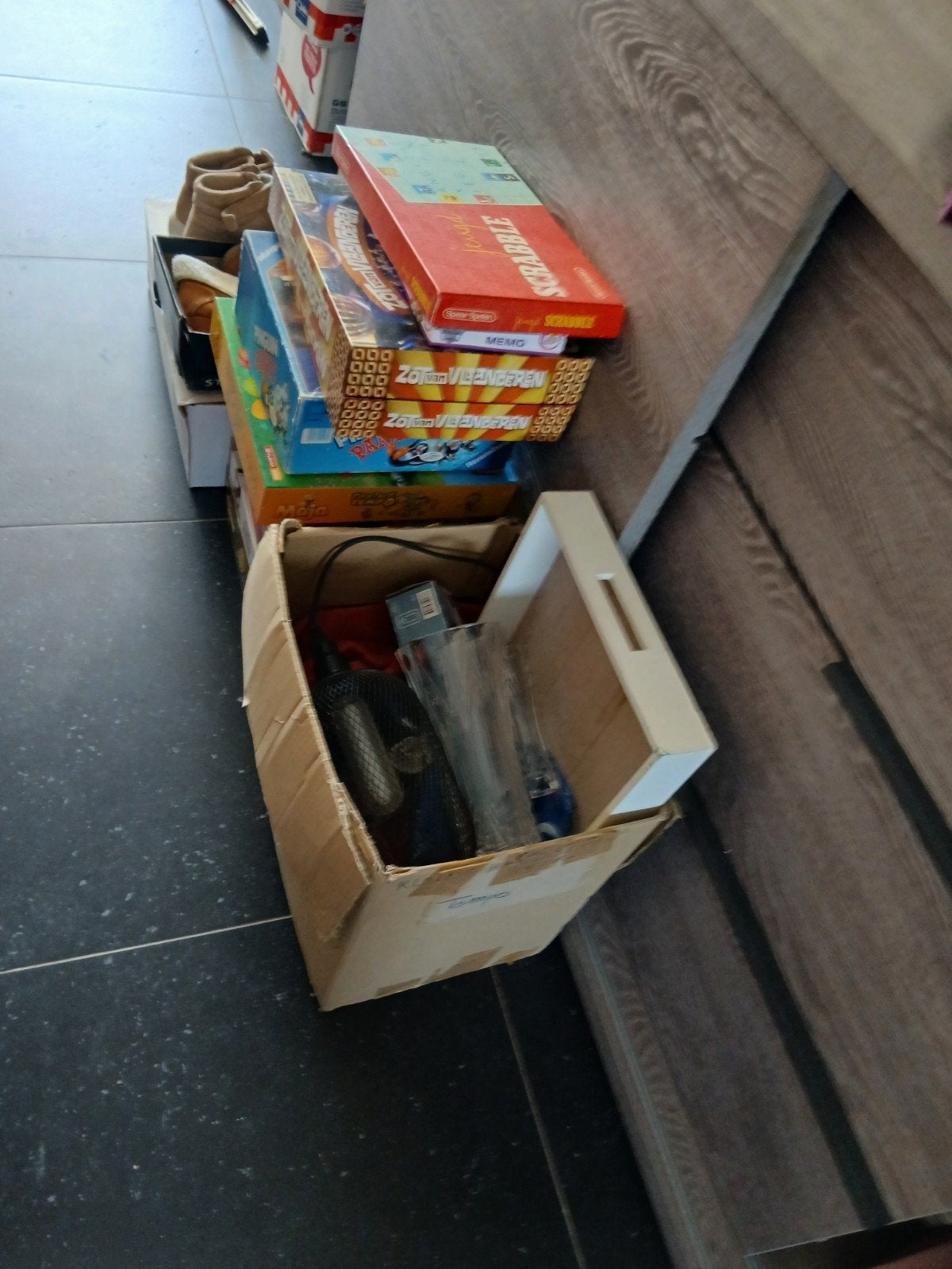 Rommelmarktspulletjes, Diversen, Ophalen