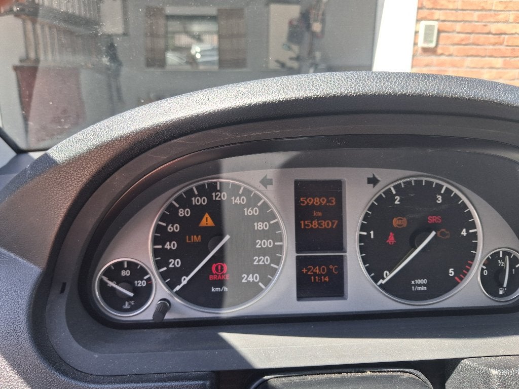 Mercedes 180B CDI, Auto's, Voorwielaandrijving, Dealer onderhouden, Zwart, 4 cilinders