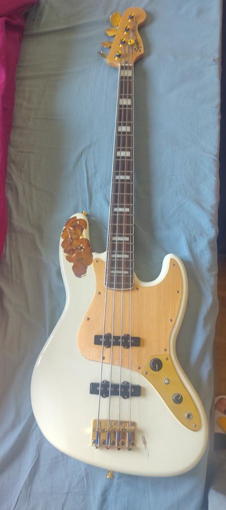 Squire jazz basgitaar 40th anniversary wit en goud, Muziek en Instrumenten, Ophalen, Gebruikt, Elektrisch