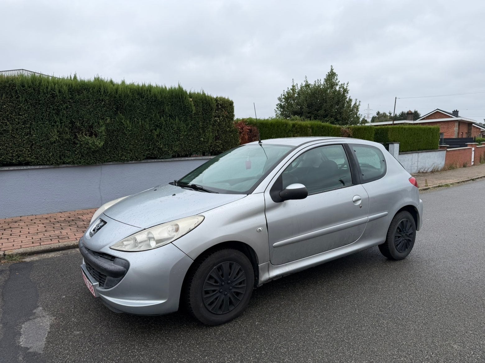 Peugeot 206+ 1.2 essence anne 2011 euro 5 avec 107.000 km, Autos, Euro 5, Achat, Vitres électriques, Particulier