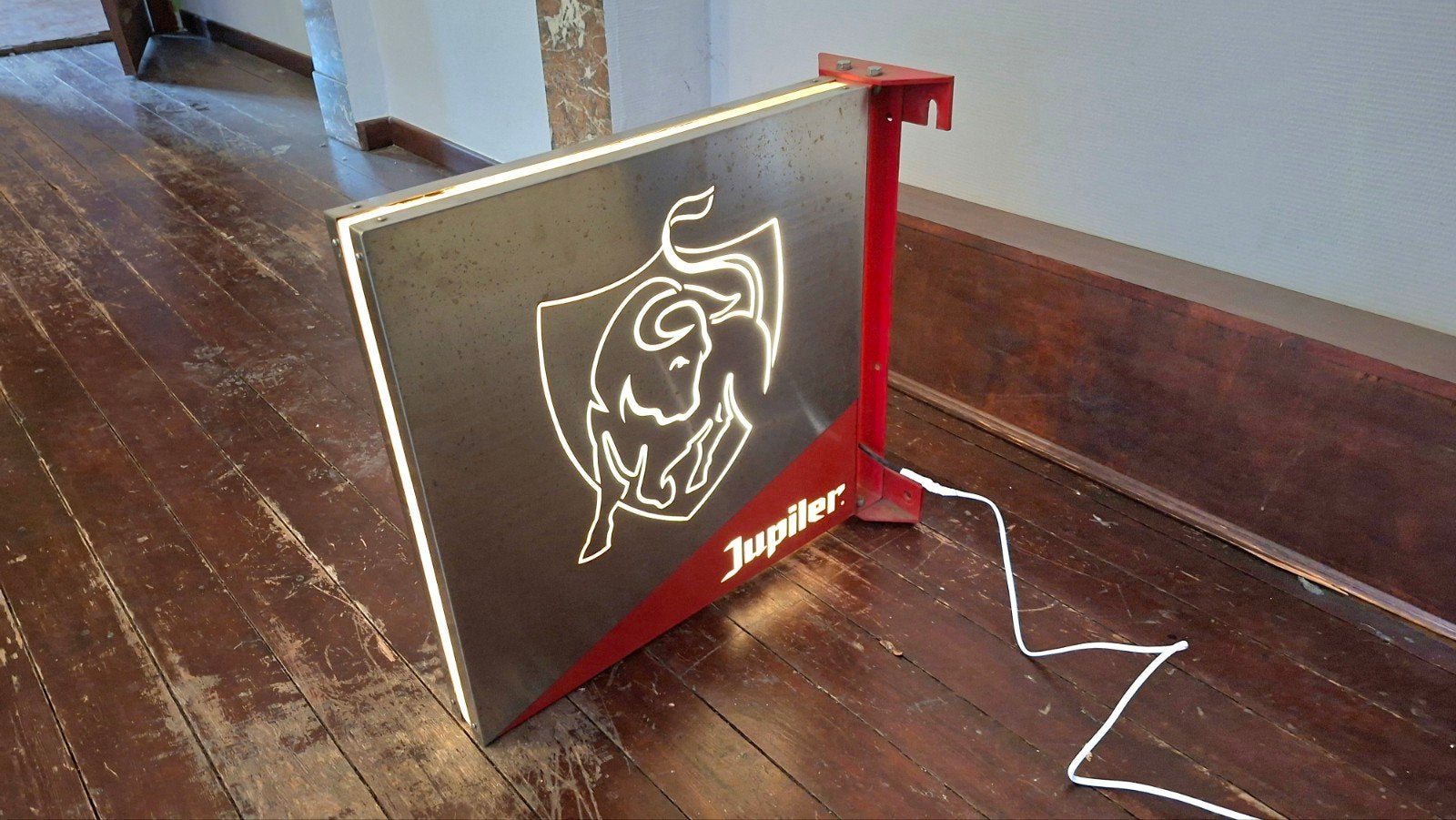 Jupiler Cafe lichtreclame dubbelzijdig, Verzamelen, Ophalen, Jupiler