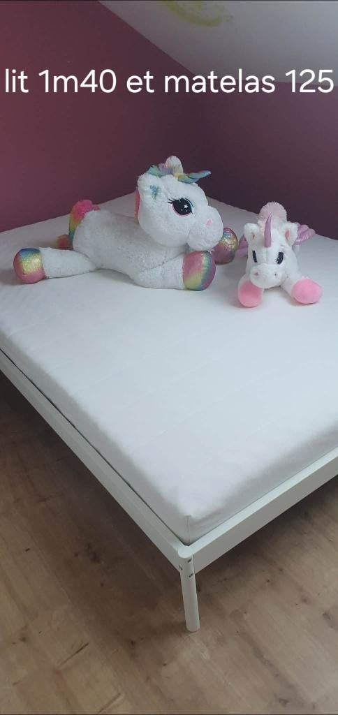Lit 1m40 avec sommier et matelas, Enlèvement, Blanc, Deux personnes, 220 cm