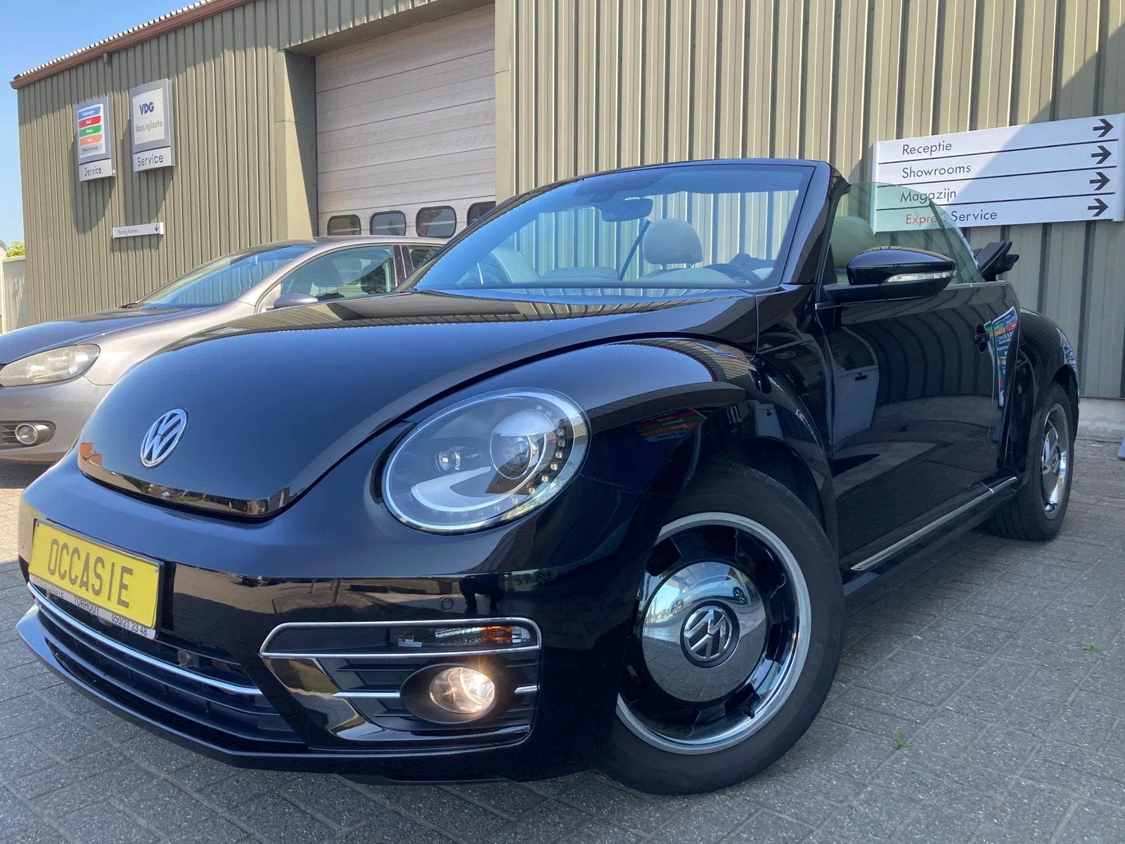 Volkswagen Beetle Cabriolet -GPS -LEDER Sportzetels -Airco -, Autos, Volkswagen, Entreprise, Achat, Coccinelle, ABS, Caméra de recul