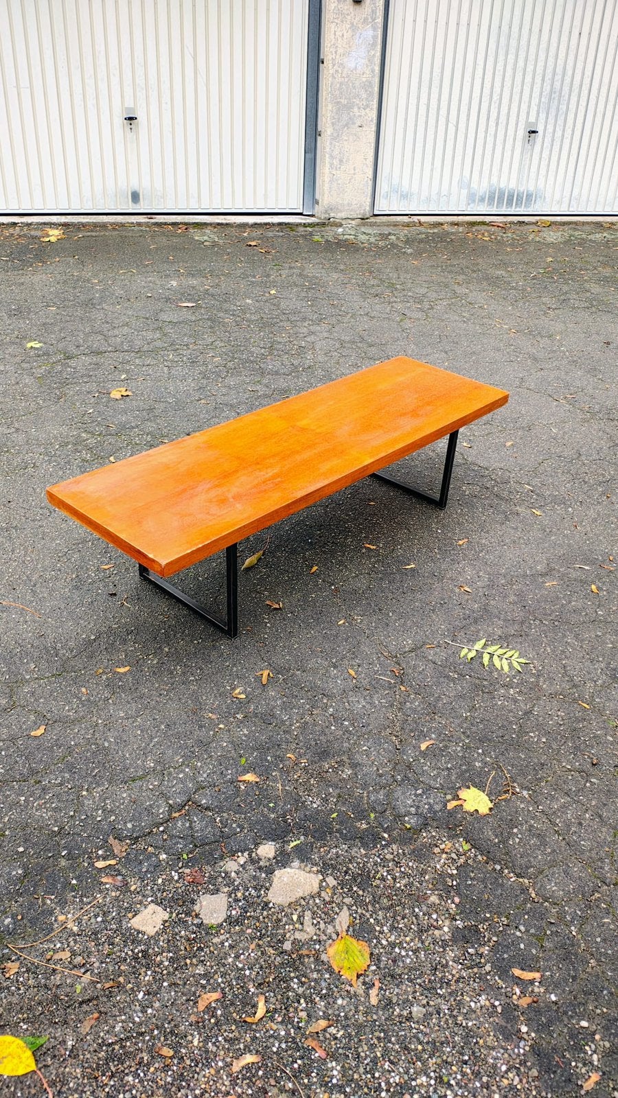 Vintage salontafel van Pierre Guariche voor Meurop, Ophalen