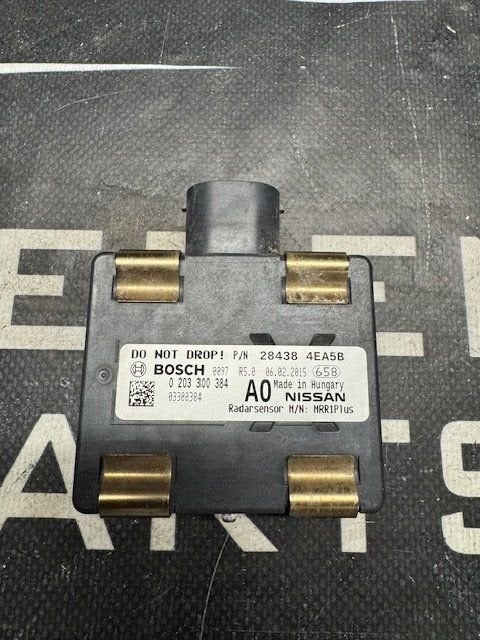 Nissan Qashqai II J11 Radar ACC Afstandssensor 284384EA5B, Auto-onderdelen, Gebruikt, -, -, Ophalen of Verzenden