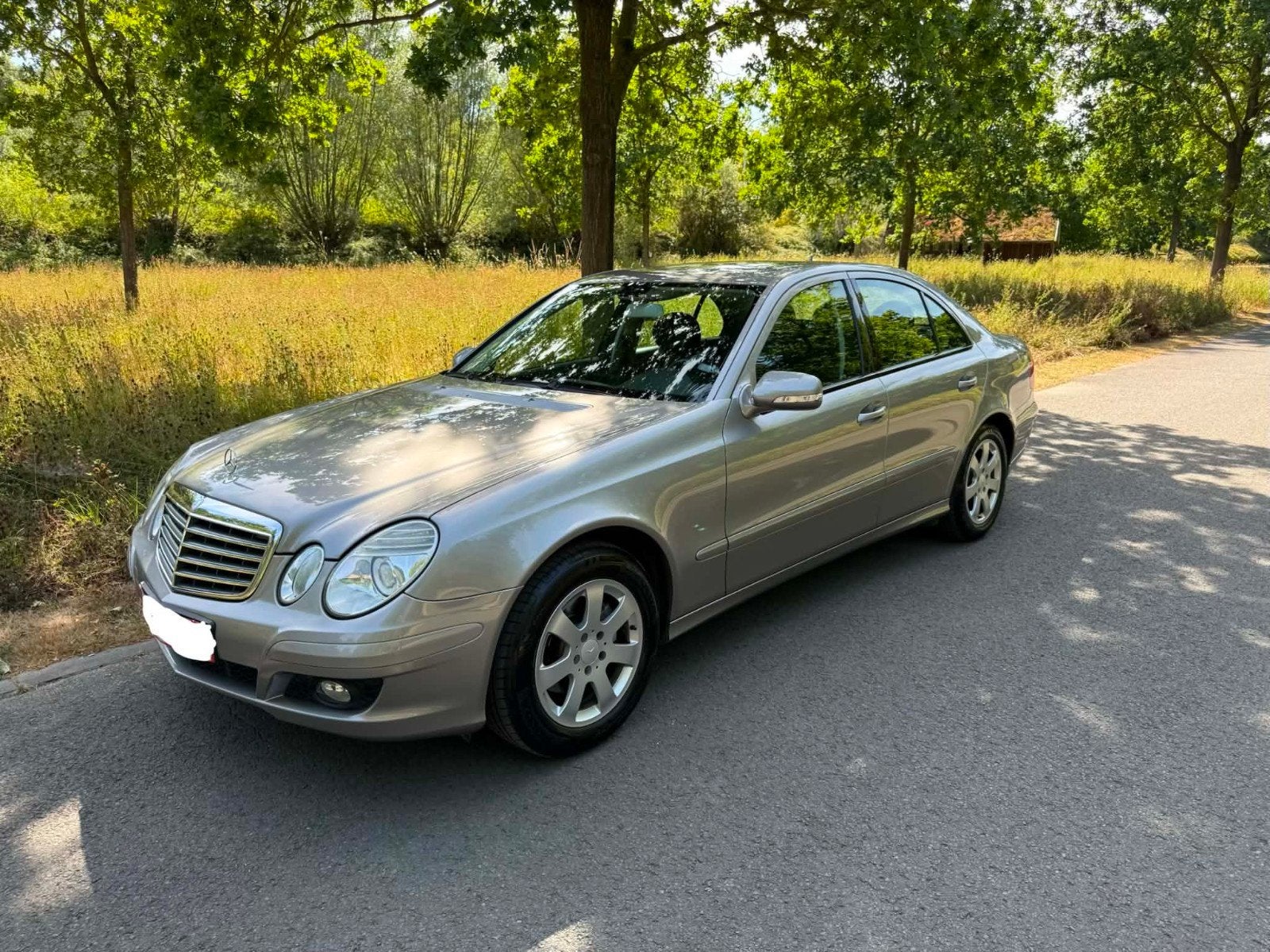 Mercedes E200, Autos, Achat, Attache-remorque, Diesel, Particulier