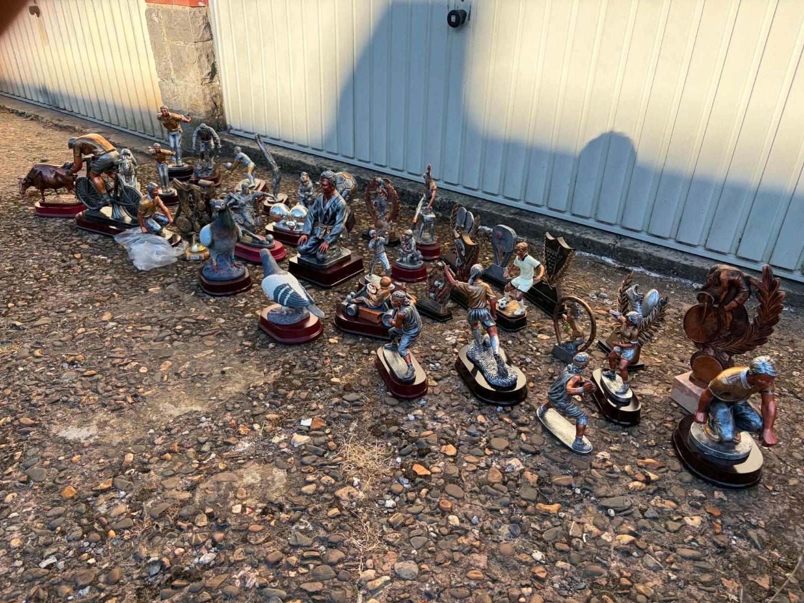 Statue trophée ( TOUS N'EST PAS EN PHOTOS ), Antiquités & Art, Enlèvement ou Envoi