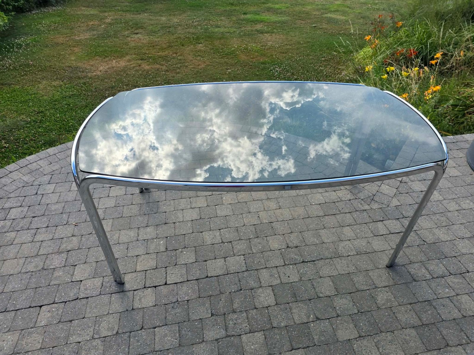 Schitterende space-age tafel uit de jaren 70 van chroom en g, Ophalen
