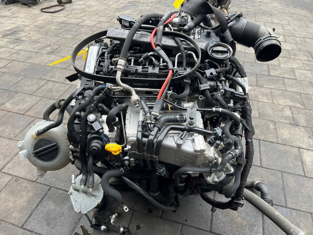 Moteur CLHB Complet OCTAVIA VW LEON GOLF SKODA SEAT, Envoi, Utilisé, Skoda