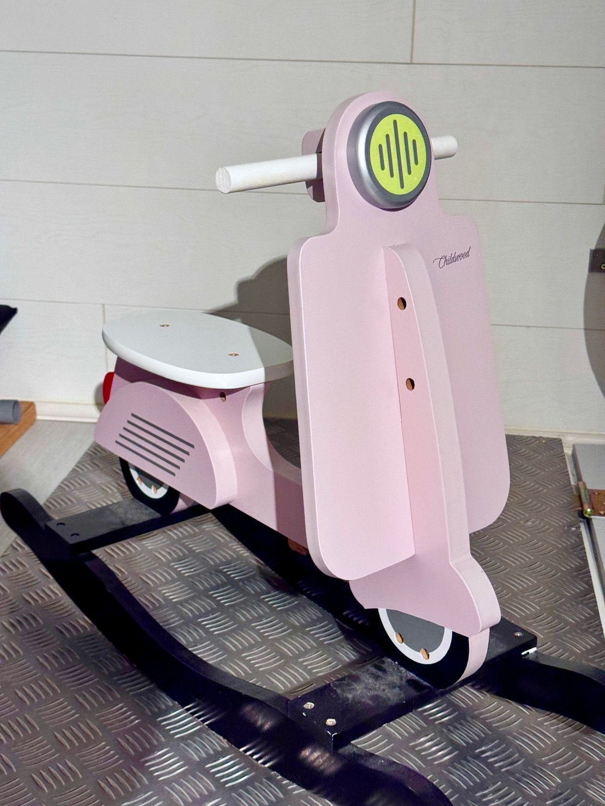 houten schommelscooter, Ophalen, Gebruikt