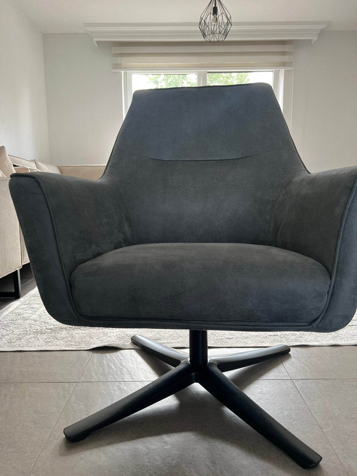 Design fauteuil grijs/groen zo goed als nieuw draaivoet, Huis en Inrichting, Ophalen, Zo goed als nieuw