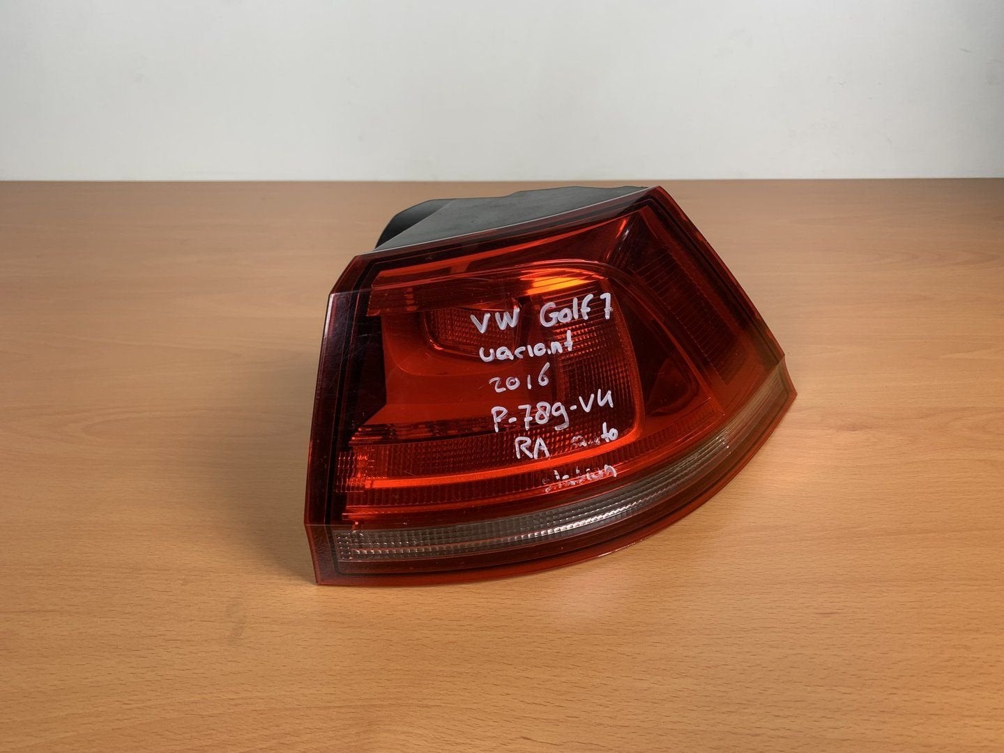 achterlicht rechts vw golf VII variant 2013 - 2016 5G9945096, Volkswagen, -, Utilisé, -