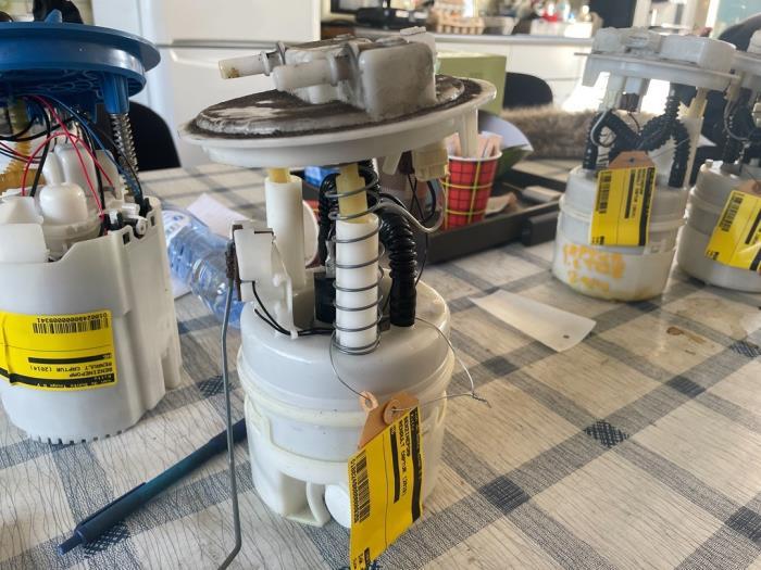 Pompe essence d'un Renault Captur, Renault, -, 3 mois de garantie, Utilisé