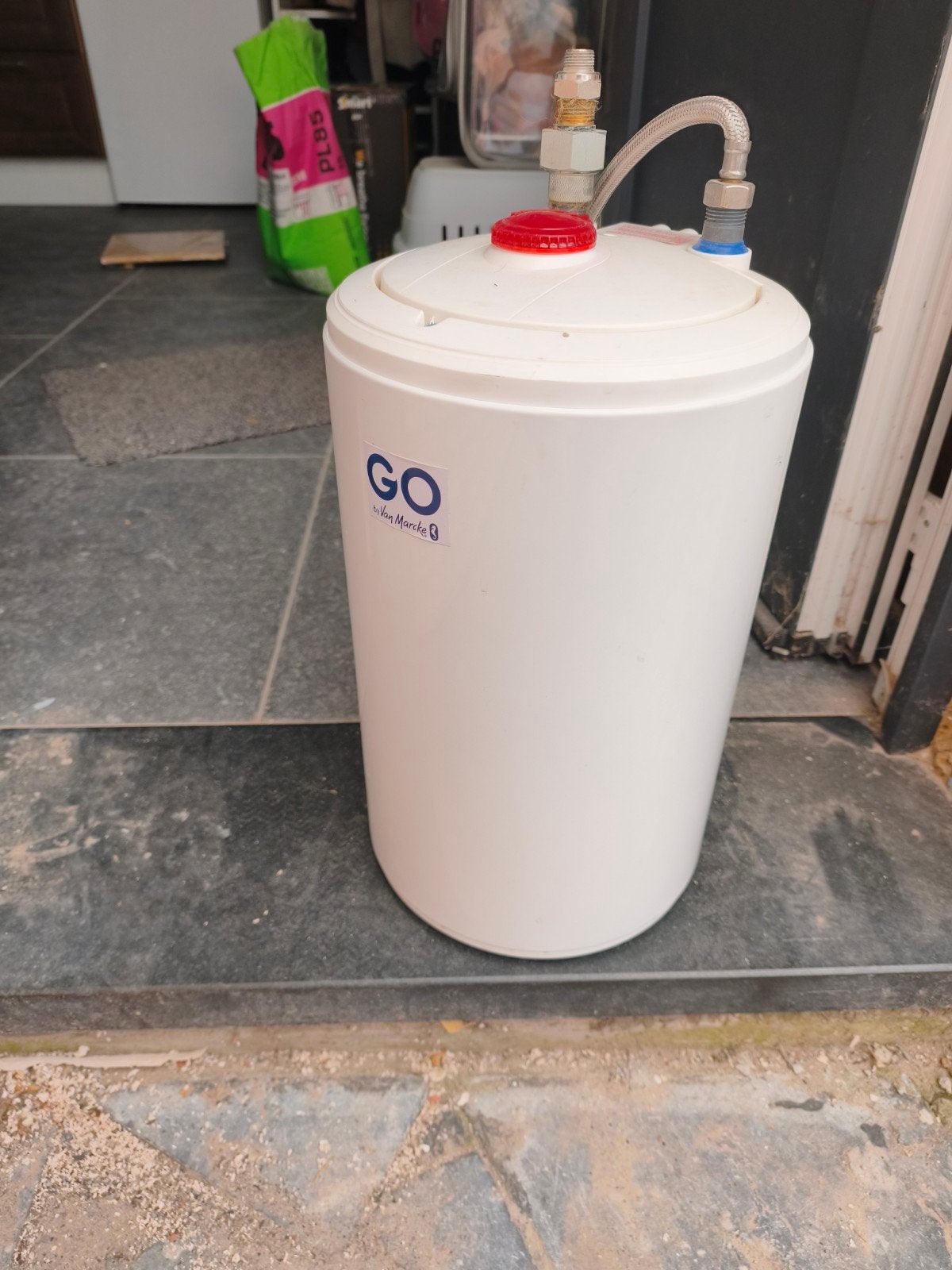 Boiler 10L, Doe-het-zelf en Bouw, Ophalen, Boiler, Minder dan 20 liter, Minder dan 3 jaar oud