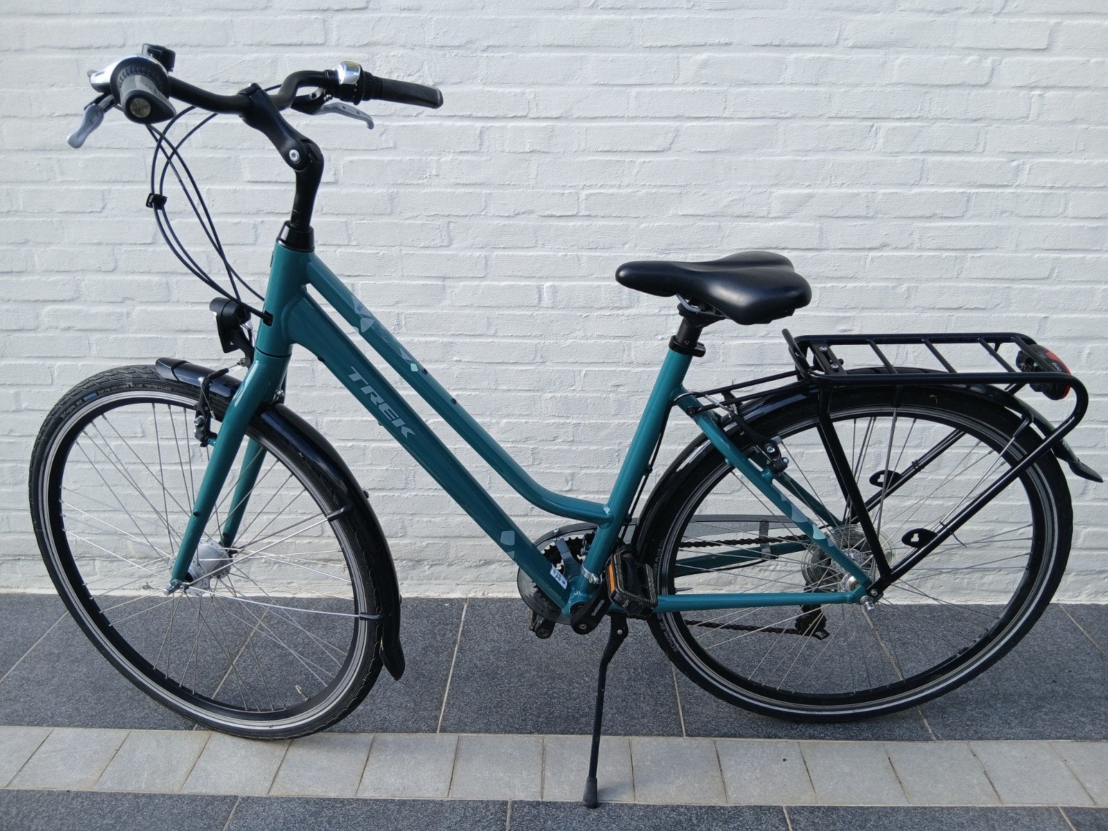 Damesfiets, Trek, Enlèvement