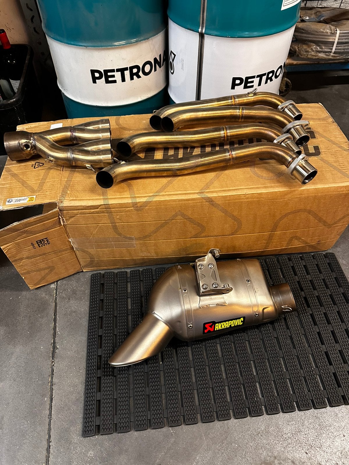Échappement Akrapovic - Honda CB650R, Motos, Enlèvement ou Envoi, Utilisé