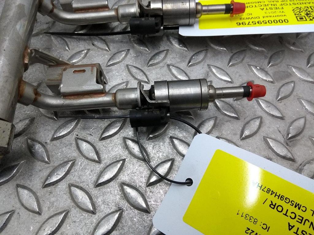 FORD FIESTA BRANDSTOF INJECTOR / VERSTUIVER 2013, Ophalen of Verzenden, Gebruikt, Stiba lid