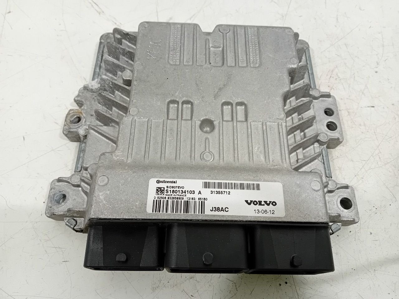 Computer motormanagement Volvo V60, Auto-onderdelen, Onderdelen@venauto.nl, Van der Ven Autorecycling B.V., Gebruikt, Ettenseweg 76, 4706 PB Roosendaal, The Netherlands