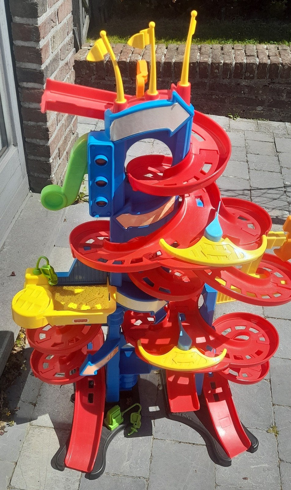 Auto baan toren, Ophalen