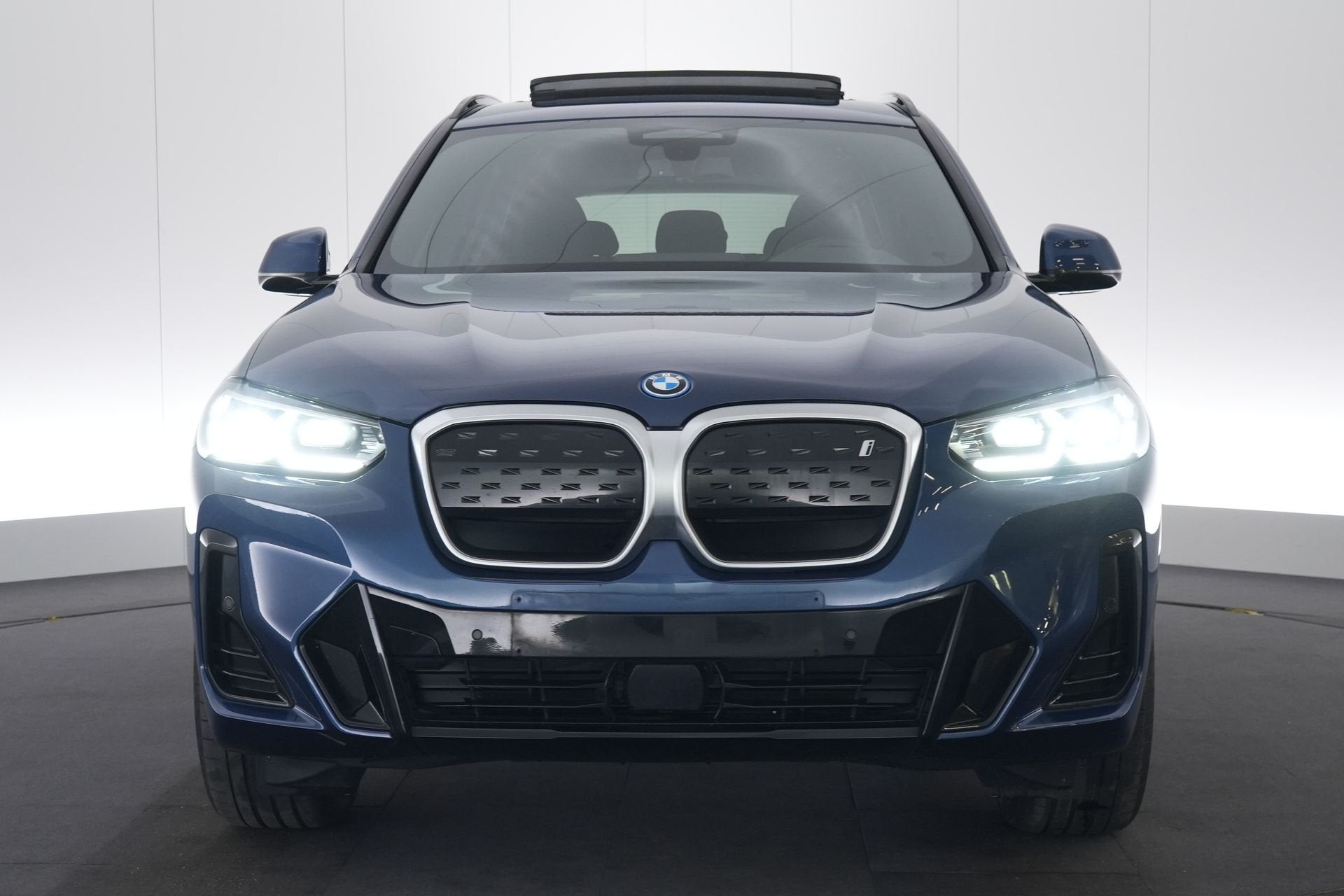 (2CMZ972) BMW IX3, Autos, Achat, Entreprise, Carnet d'entretien, IX3