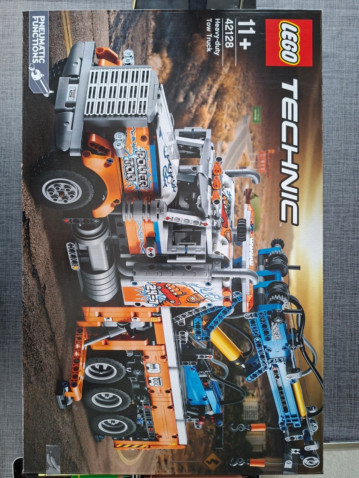 Lego Technic Heavy-duty tow truck - 42128, Kinderen en Baby's, Speelgoed | Duplo en Lego, Ophalen, Lego, Zo goed als nieuw, Complete set
