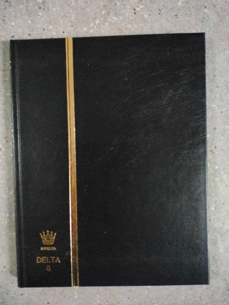 klein zwart postzegelalbum Delta 8 met 16 witte pagina's, Postzegels en Munten, Ophalen of Verzenden, Verzamelalbum