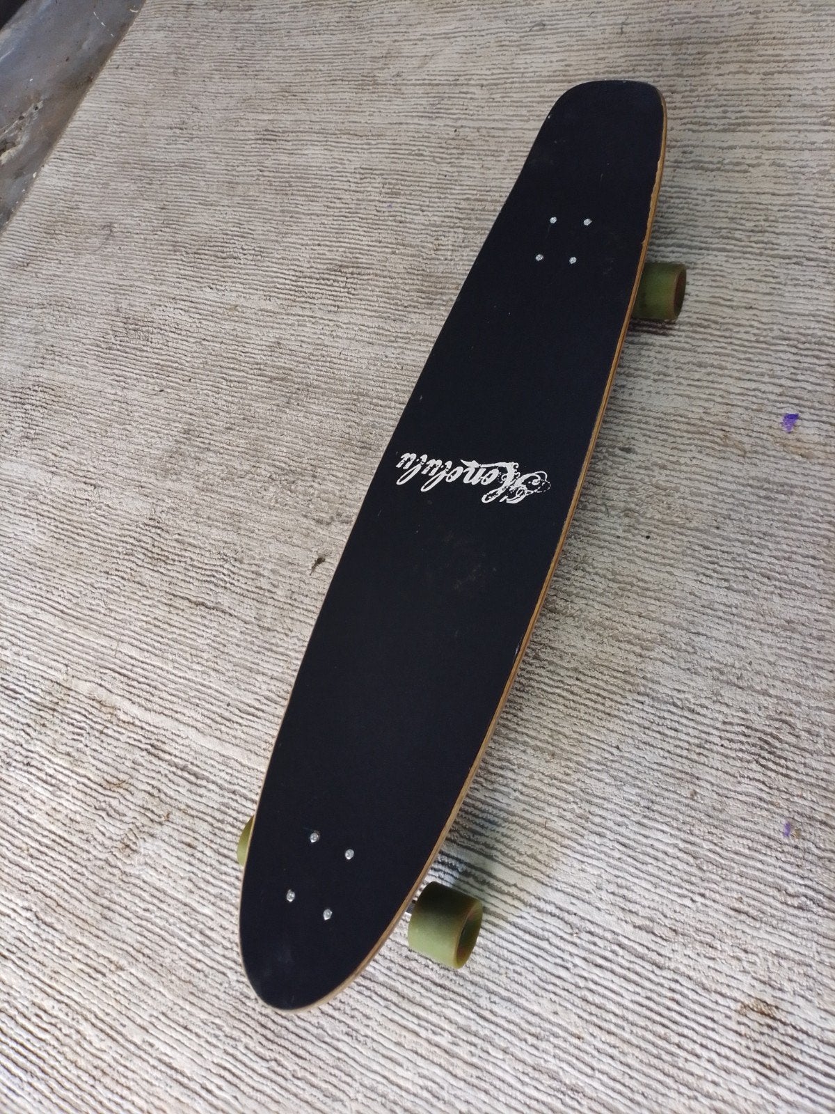 longboard, Sports & Fitness, Enlèvement ou Envoi, Comme neuf, Skateboard, Longboard