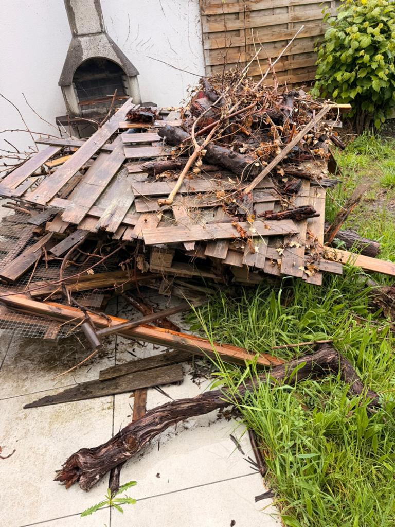 Gratis brandhout mee te nemen, Ophalen
