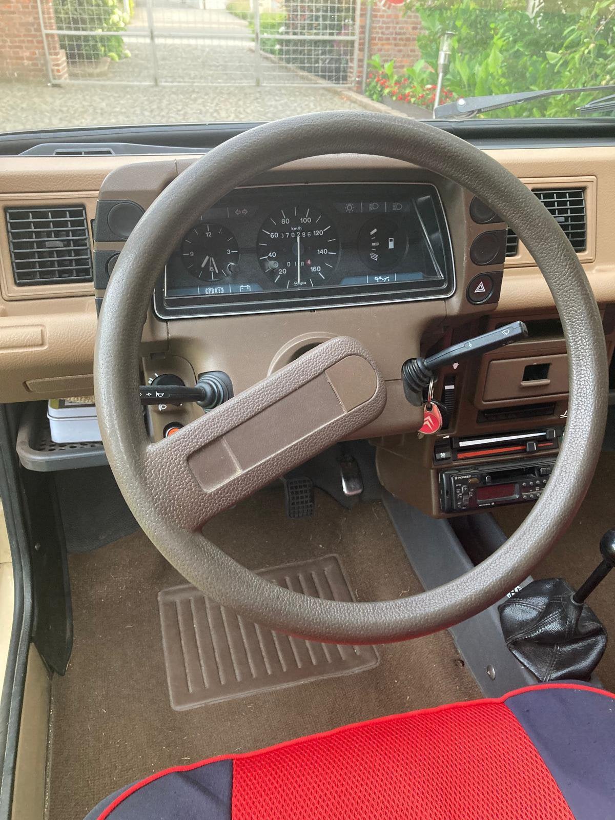 Oldtimer Citroën Visa te koop, foto 3