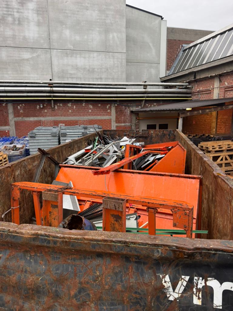 Ophaling van Oud ijzer & autowrakken, Doe-het-zelf en Bouw, Ophalen, Nieuw
