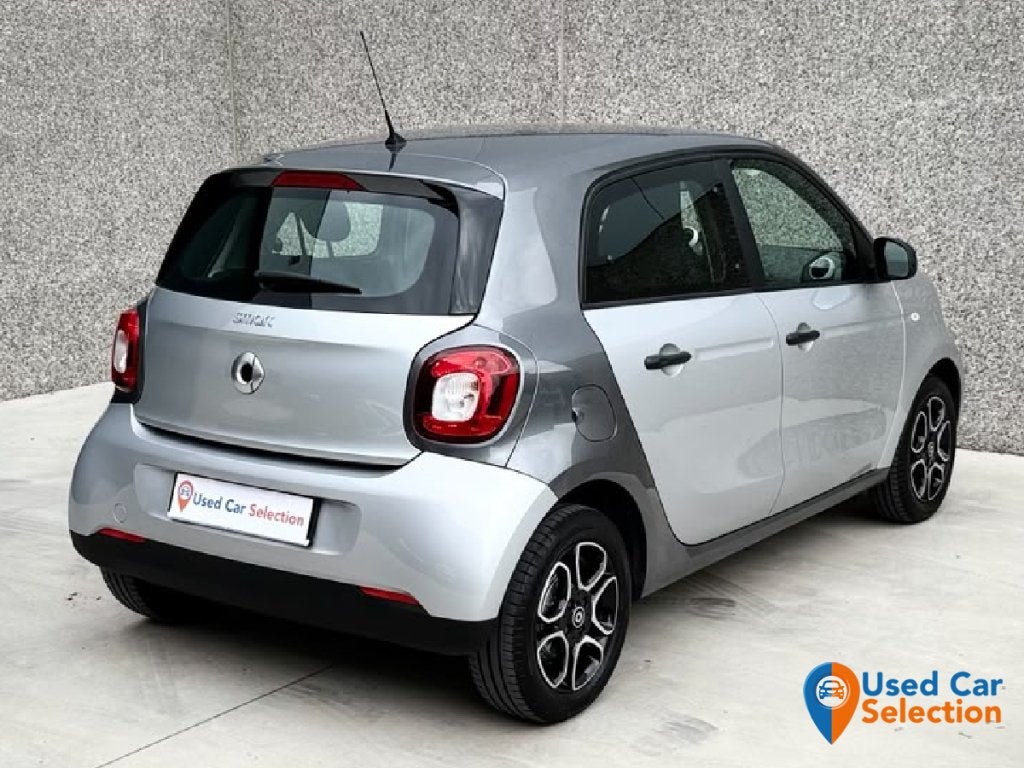 Smart forFour 1.0i Passion/ AC/ 58000KM/ 12m garantie, Auto's, Voorwielaandrijving, 4 zetels, Bluetooth, Leder en Stof