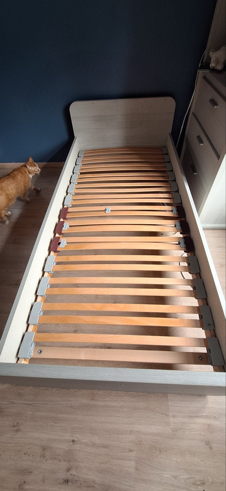 Jeugd-/tienerslaapkamer, Huis en Inrichting, Slaapkamer | Bedden, Ophalen, Zo goed als nieuw