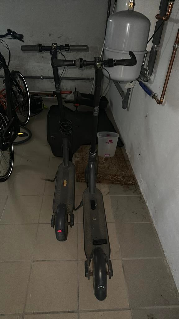 2 X Ninebot max G30, Ophalen, Zo goed als nieuw