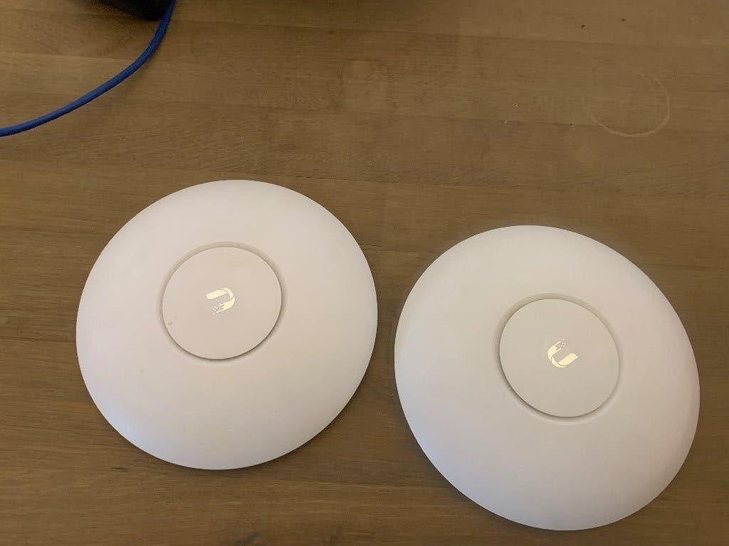 2x Wifi versterker unifi ap ac pro, Enlèvement ou Envoi, Utilisé