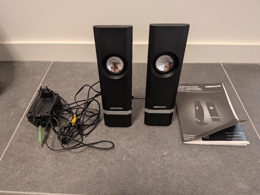 2 medion multimedia pc speakers/luidsprekerboxen, Computers en Software, Ophalen, Zo goed als nieuw, Medion