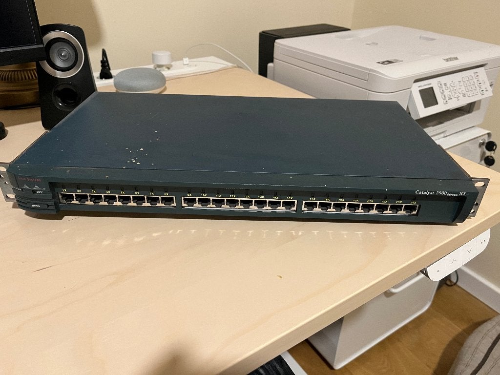 Switch Cisco Catalyst 2924 XL – 24 ports, Enlèvement ou Envoi, Utilisé