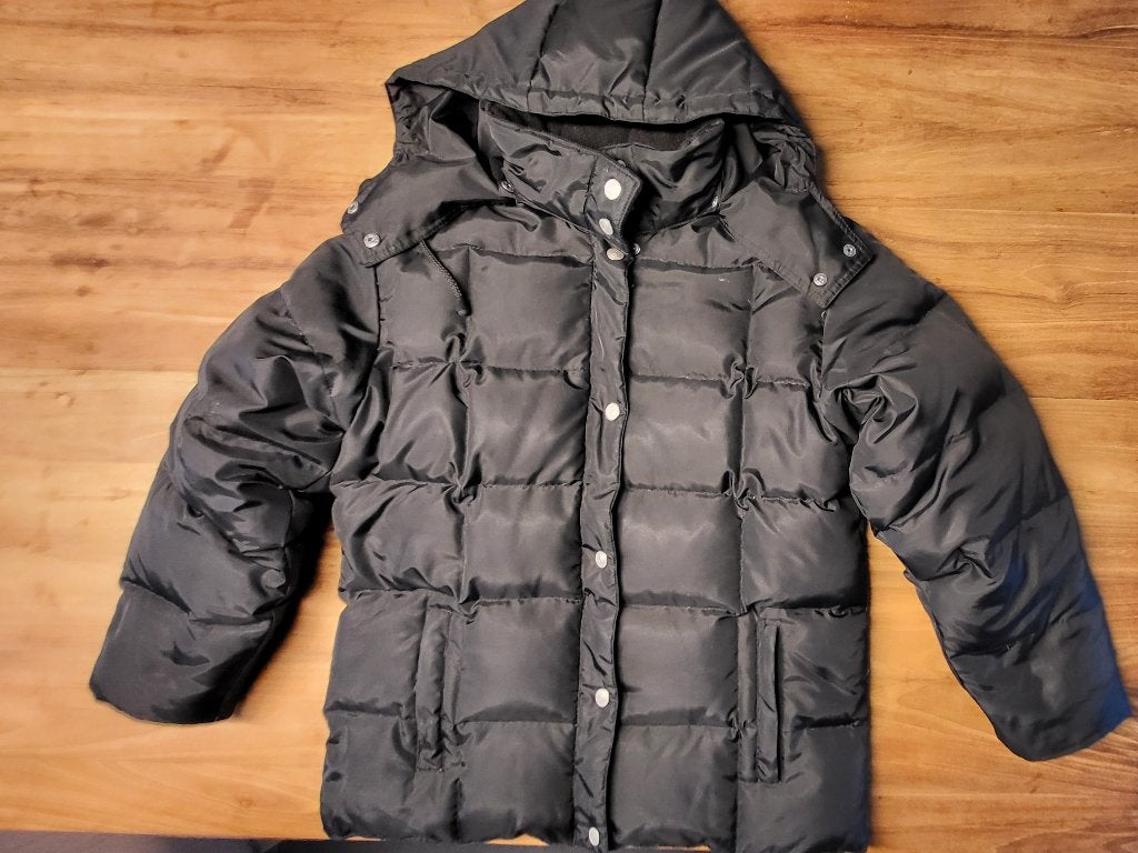 Zwarte winterjas, Ophalen, Zo goed als nieuw, Maat 42/44 (L), Zwart