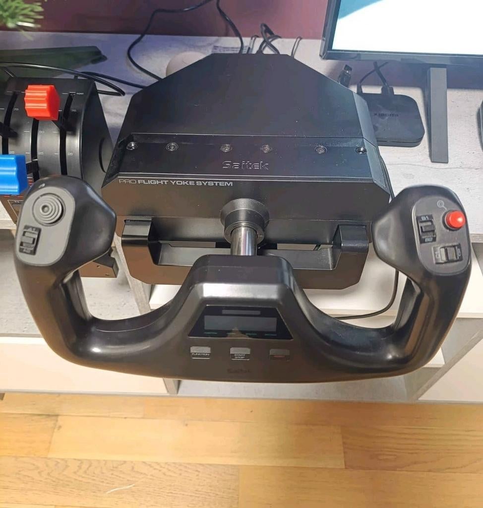 Flight Yoke +Joystick ️+  Throttle Quadrant + Switch Panel, Computers en Software, Ophalen