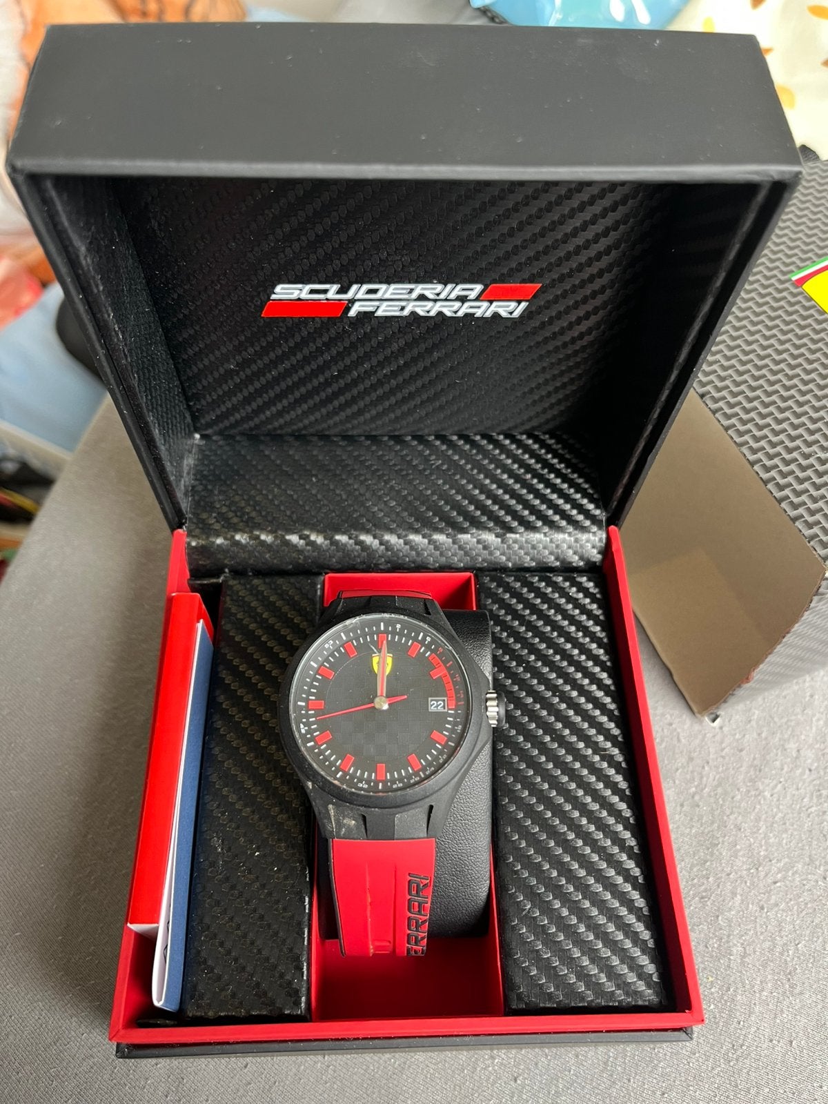 Montre Ferrari, Bijoux, Sacs & Beauté, Enlèvement, Comme neuf