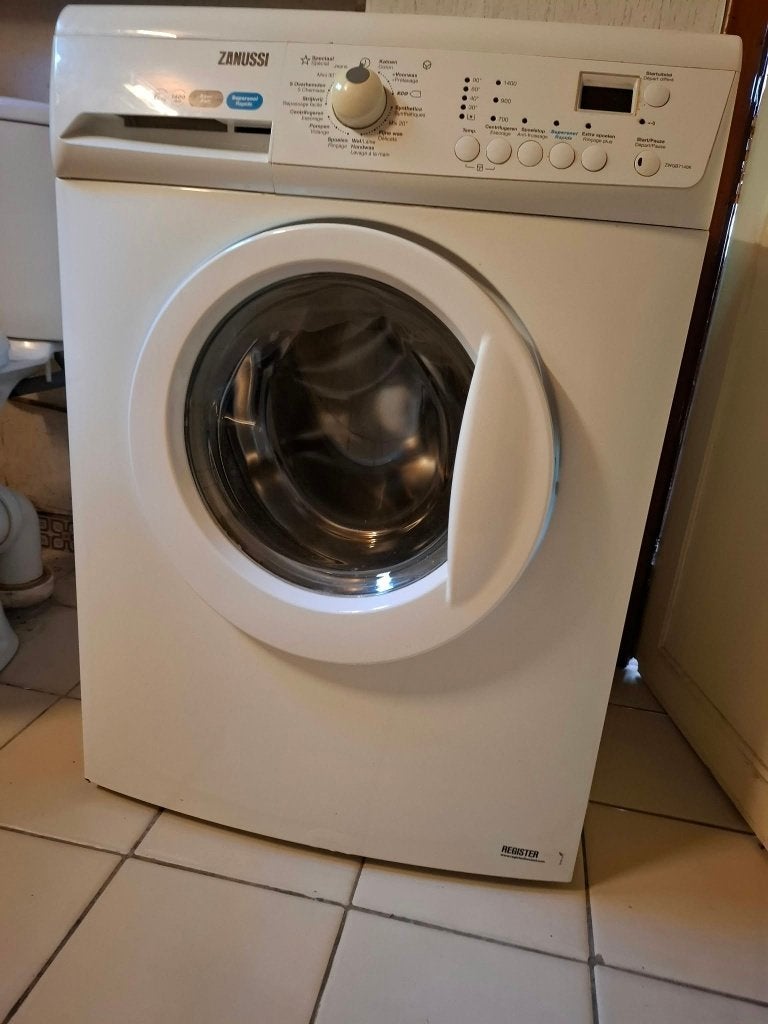 wasmachine Zanussi, Ophalen, 6 tot 8 kg, Gebruikt, Handwasprogramma