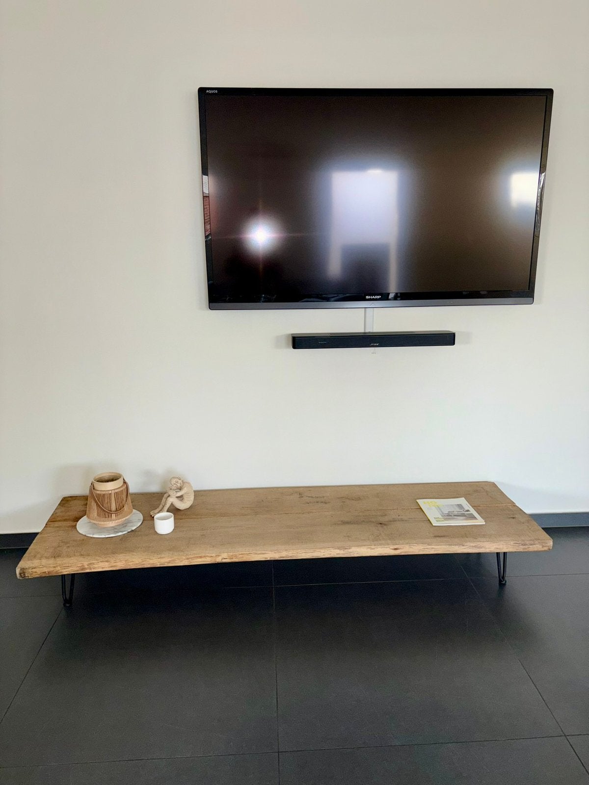 Industrieel tv-meubel / lage salontafel te koop, Huis en Inrichting, Ophalen, Zo goed als nieuw