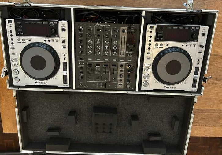 Kit DJ Pioneer 2 Multi player CDJ-850 + 1 Mixer DJM-700, Muziek en Instrumenten, Ophalen, Zo goed als nieuw, Dj-set, Pioneer